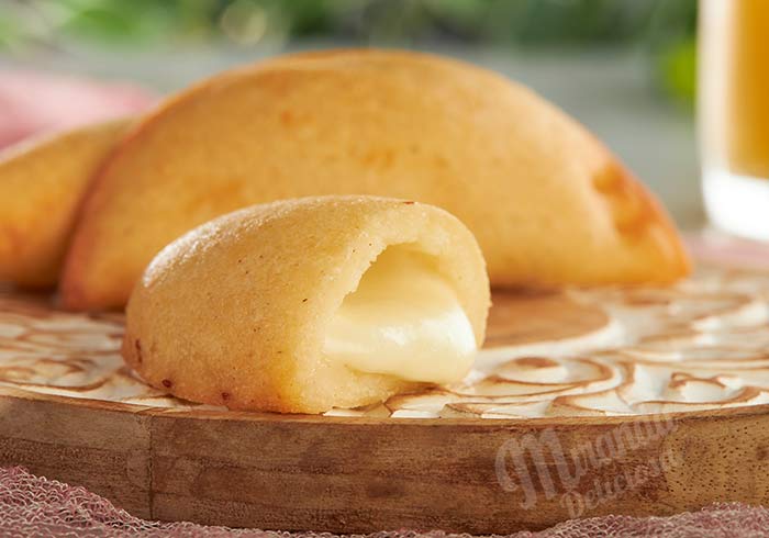 Empanadas Venezolanas 18 Tradicional de Queso/ Miranda Deliciosa
