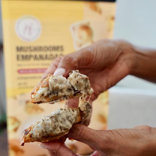 Empanada Argentina de Champiñón - 6 units | Patagonia Flavors